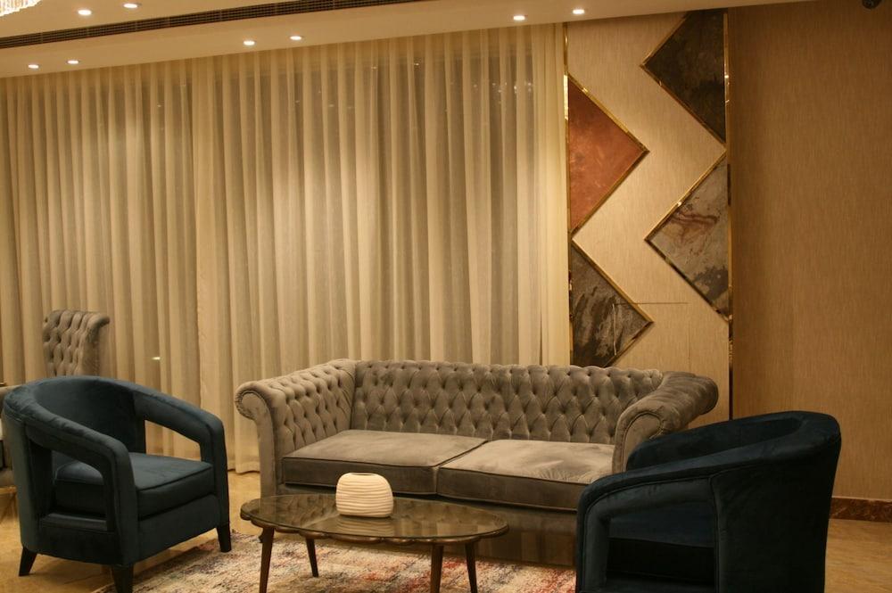 The Secure Inn Hotel Μουσκάτ Εξωτερικό φωτογραφία
