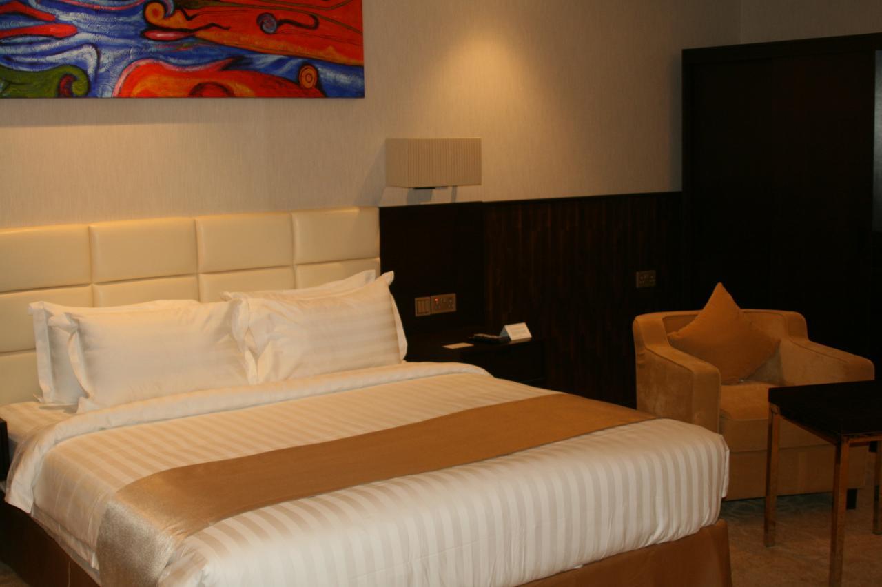The Secure Inn Hotel Μουσκάτ Εξωτερικό φωτογραφία