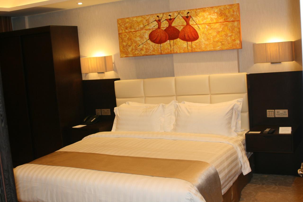 The Secure Inn Hotel Μουσκάτ Εξωτερικό φωτογραφία