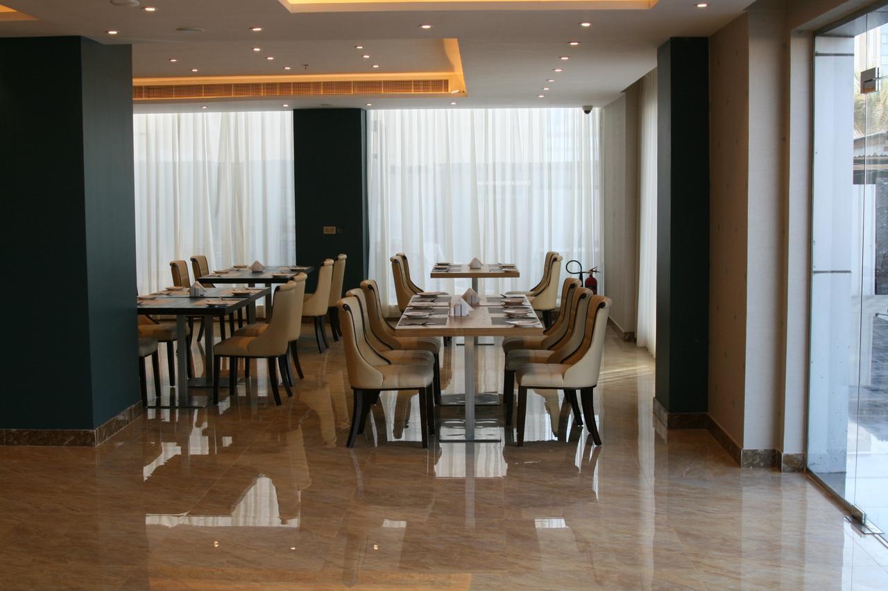 The Secure Inn Hotel Μουσκάτ Εξωτερικό φωτογραφία